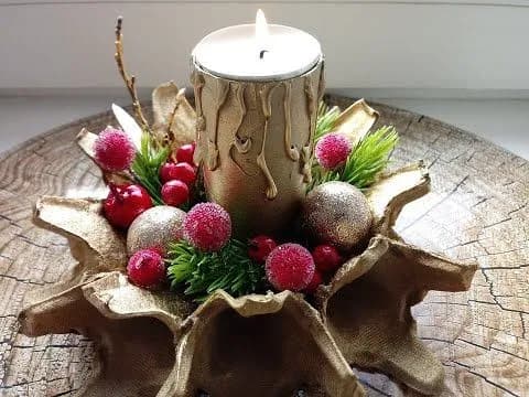 Jak zrobić stroik świąteczny z recyklingu – tanie i ekologiczne pomysły na dekoracje