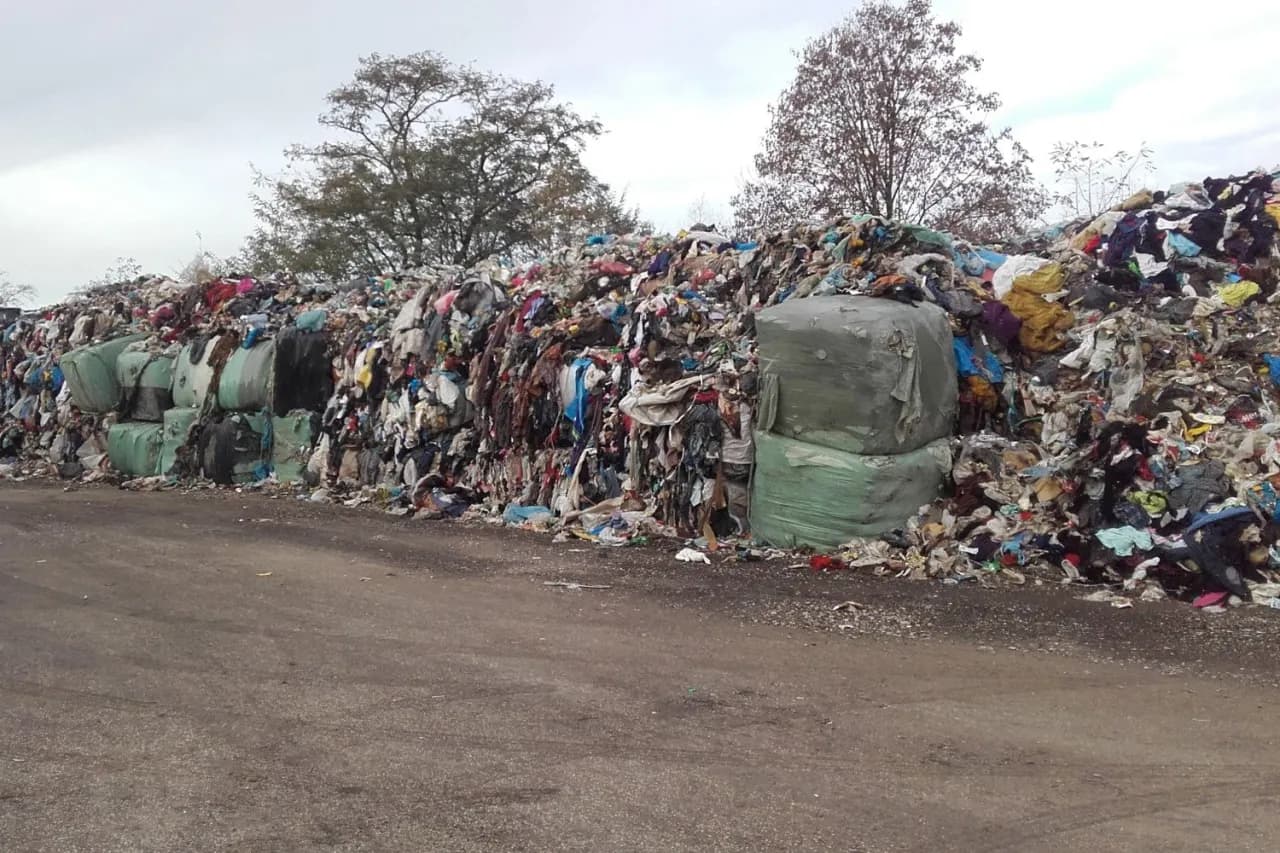 Aktualne koszty tony śmieci na wysypisku: analizujemy ceny w Polsce