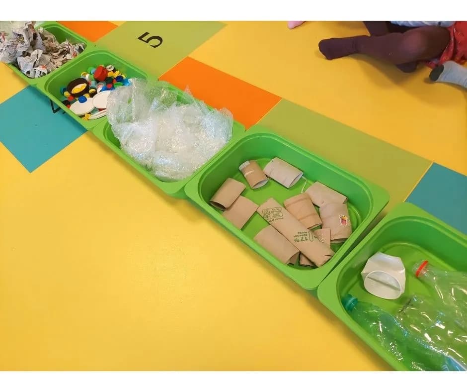 Najprostsze sposoby na zrobienie ze śmieci ciekawych prac plastycznych