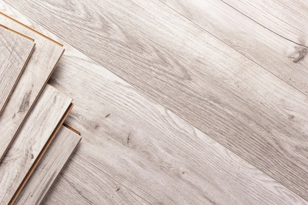 Panele gdzie wyrzucić: 5 sposobów na bezpieczną utylizację